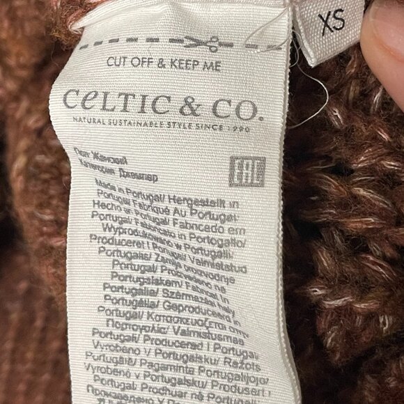 Celtic & Co | Donegal Cable-knit Crew Irish Wool Blend Sweater - Picture 7 of 9